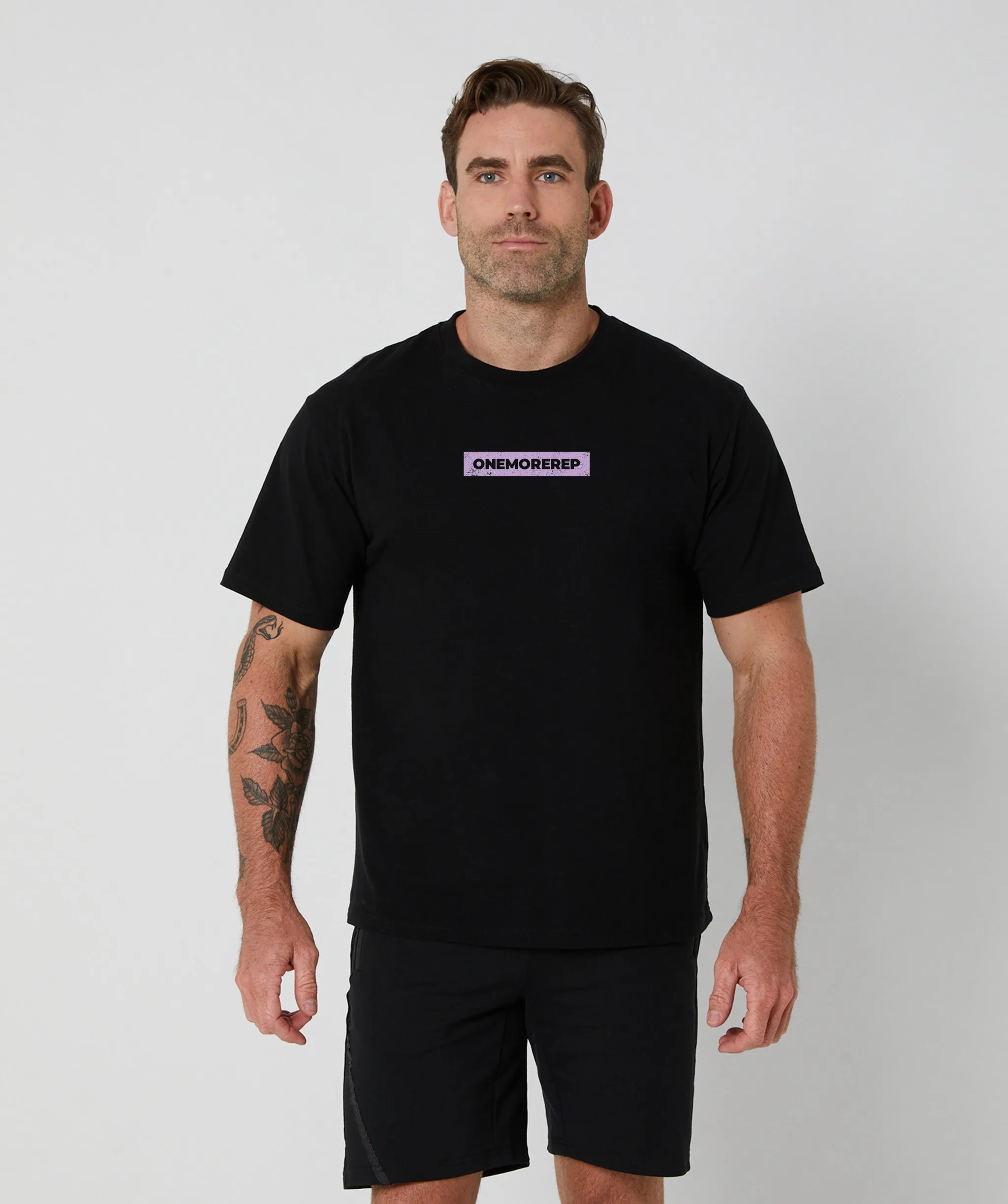 Lifting Club Tee Black/Lilac