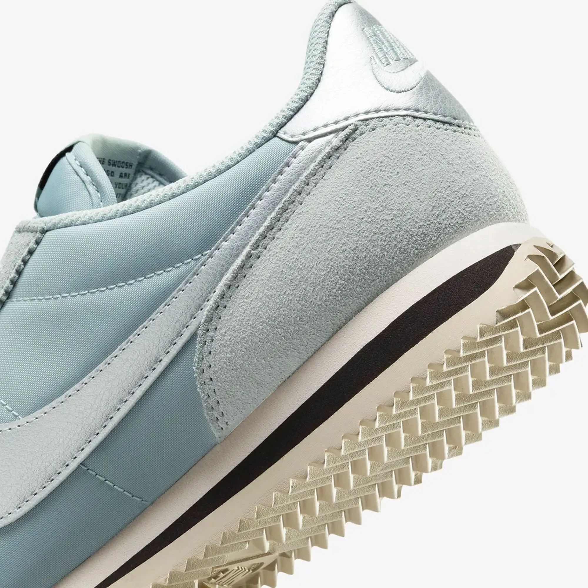 NIKE | CORTEZ TEXTILE { LIGHT PUMICE/METALLIC SILVER