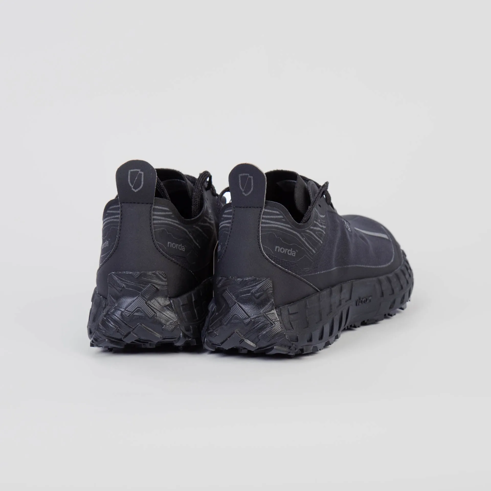 NORDA SNEAKERS 001M STEALTH BLACK