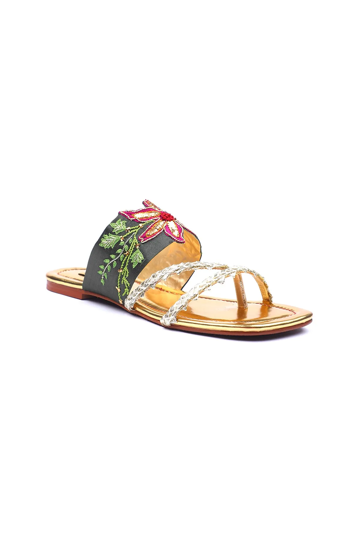 Strappy Chappals | Gulzaar