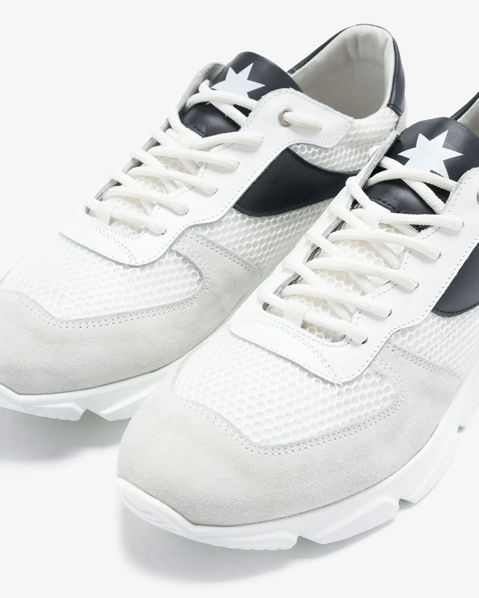 White walk & run sneakers 