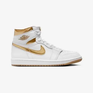 WMN'S AIR JORDAN 1 RETRO HIGH OG 'WHITE/METALLIC GOLD-GUM LIGHT BROWN'